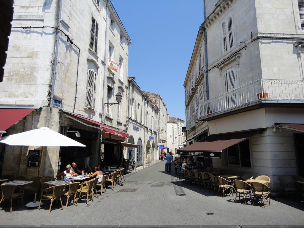 L' Appart Du Marche La Rochelle  Pokoj fotografie